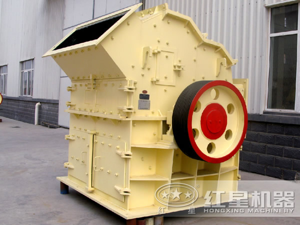 PXJ800×600型石灰石高產(chǎn)細(xì)碎機(jī)_小功率，大能力，值得一看