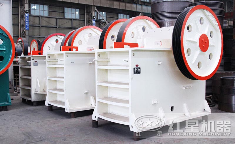 哪兒有小型石子破碎機(jī)？一套價(jià)錢是多少？