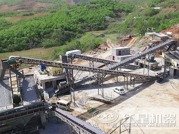 能把石塊破碎成石子的打石機(jī)多少錢？怎么配置？