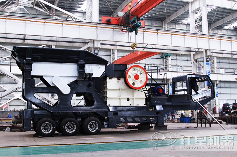40-50噸車(chē)載移動(dòng)式磕石機(jī)