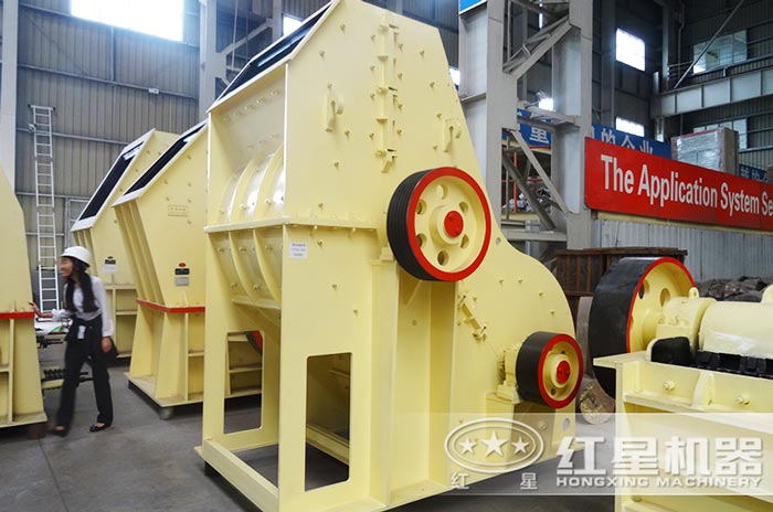 煤矸石磚廠用什么粉碎機(jī)好？推薦雙級(jí)粉碎機(jī)，無篩底，效率更高