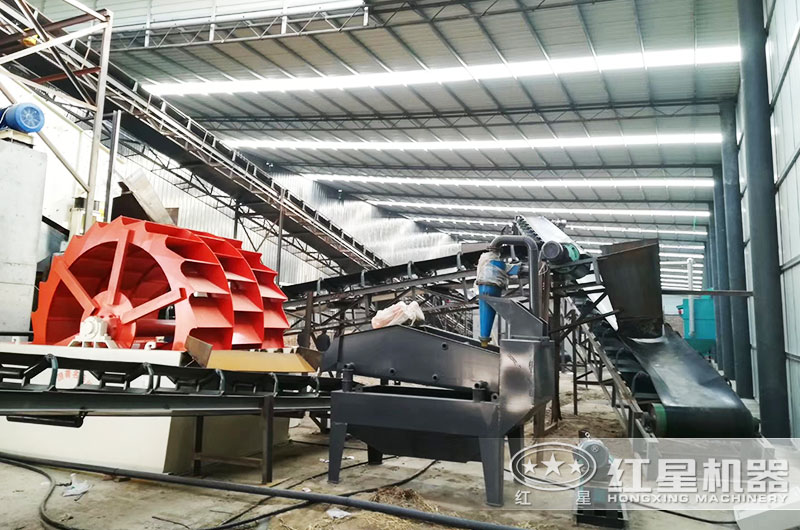 水洗沙機械多少錢一套？（內(nèi)有大型水洗沙機械工作視頻）