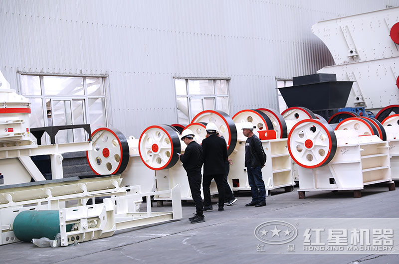 石子粉碎機(jī)有哪些？哪種適合中小型石料廠？
